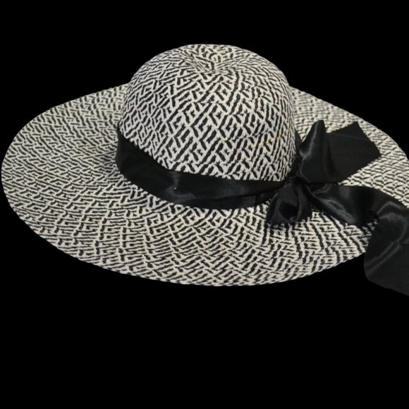 2 Woman's Hats For Spring Summer Beach With Ribbon Decor - Picture 7 of 9